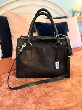 Frye Demi Black Leather Zip Top Demi Leather Handle Satchel